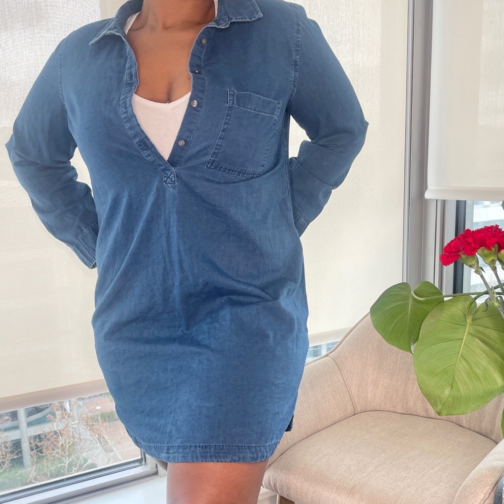 Old navy jean dress size L